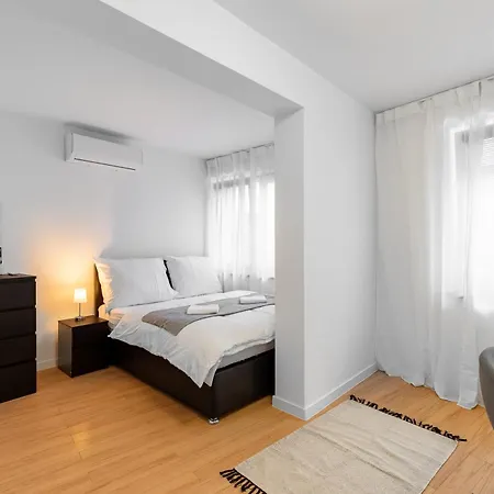 דירה Old Town Oasis 3 *
