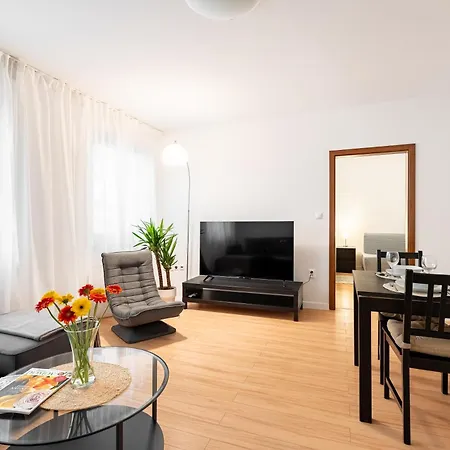 דירה Old Town Oasis 3