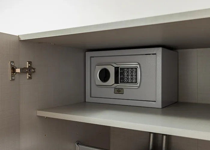 Old Town Oasis 3 * براتسيلافا