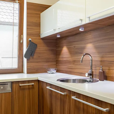 Apartment Old Town Oasis 3